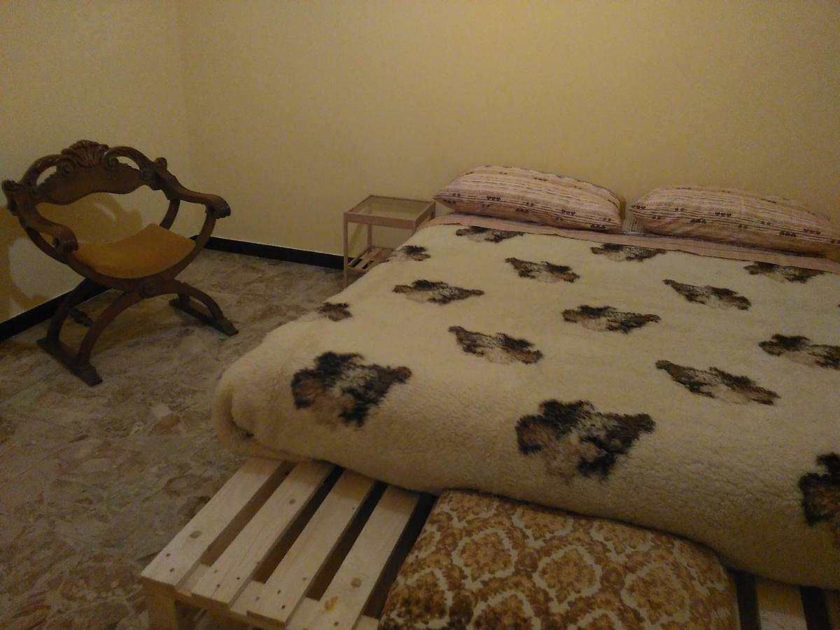 Casa Aromi Ed Arte Guest House Asti Bagian luar foto